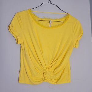 Free People Womens Shirt Sz M Butter Yellow Short Sleeve Tshirt Tee Active Gym